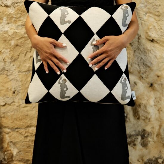 BW Hello Cushion Holding Jacquard cushion